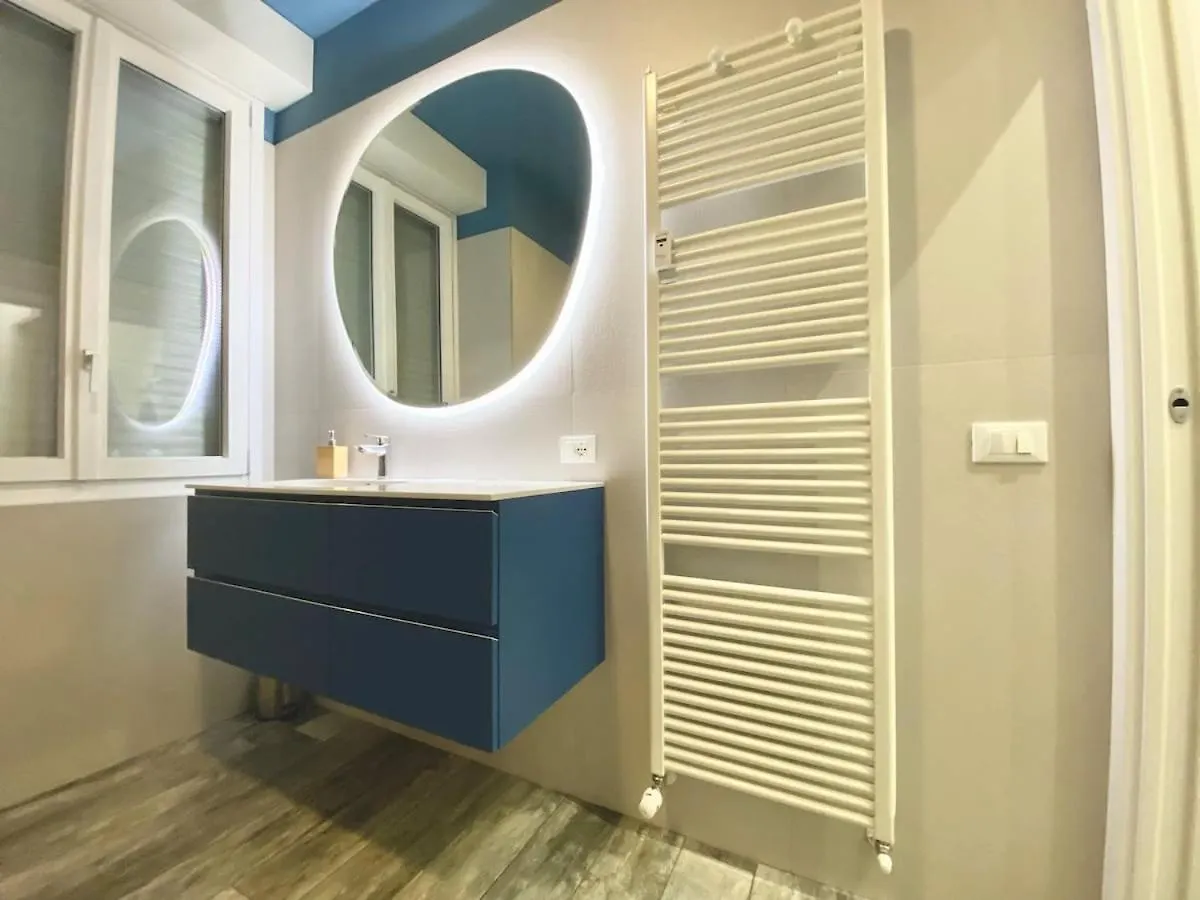 Suite In Centro Bergamo Bgy 0*,  Italy