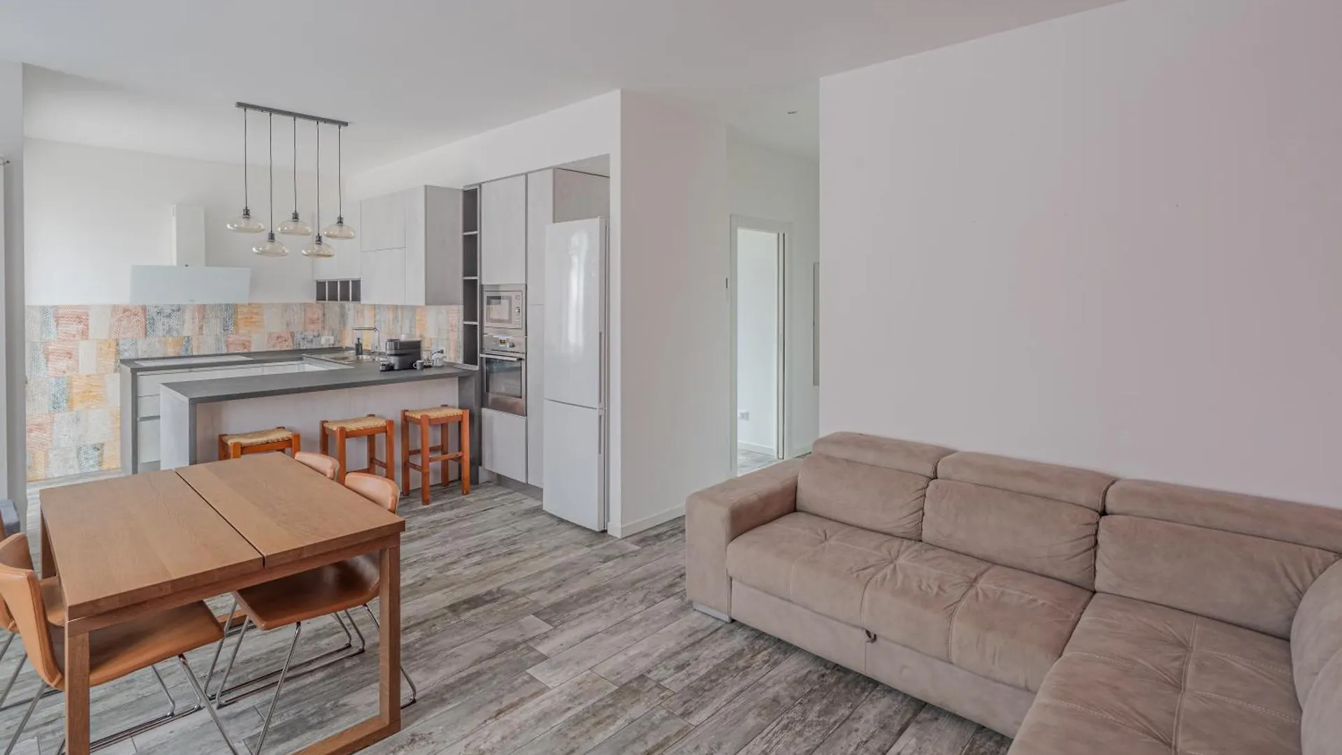 Suite In Centro Bergamo Bgy 0*,